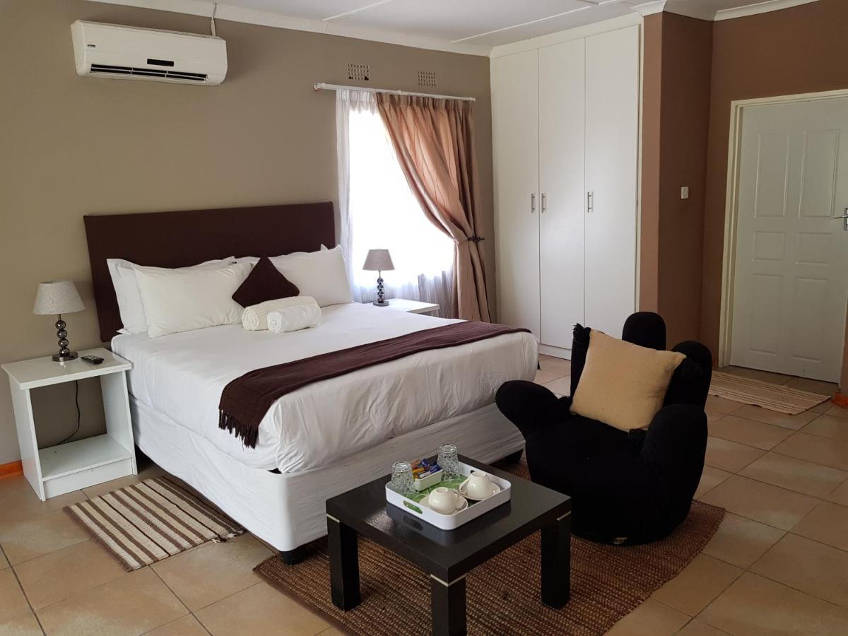 Thamalakane Guest House 마운 외부 사진